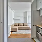 Nice Studio Near The Eiffel Tower