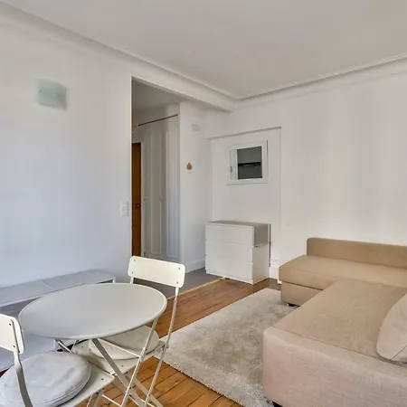 Nice Studio Near The Eiffel Tower Appartamento Parigi